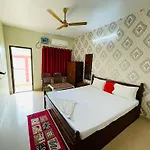 Hotel Lovely Palace ! Puri
